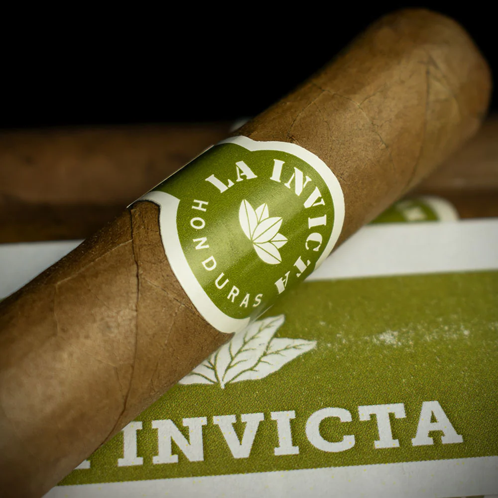 La Invicta Honduran Tres Petit Corona Cigars - Bundle of 25 - Image 3