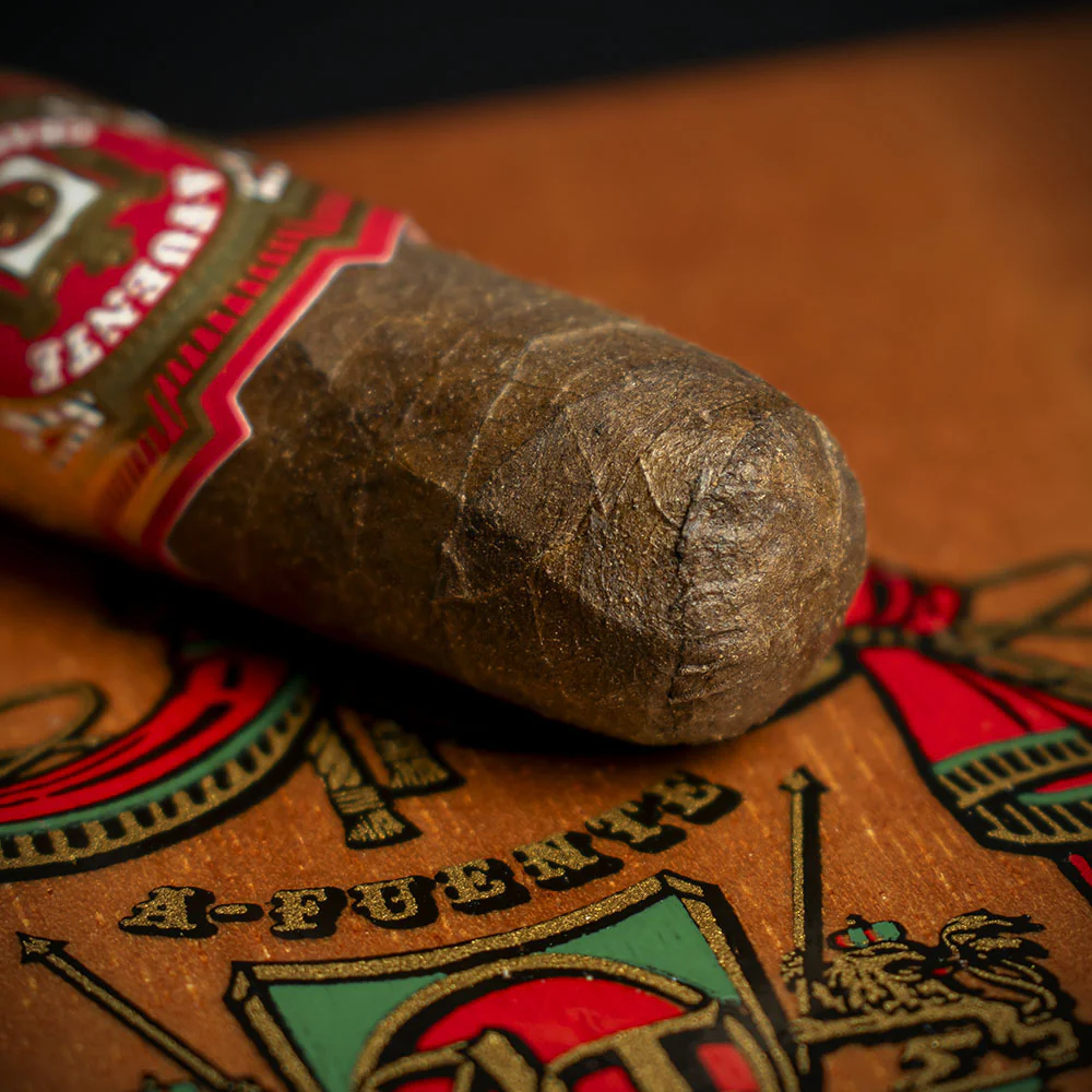 Arturo Fuente Hemingway Short Story Cigar - Single - Image 5