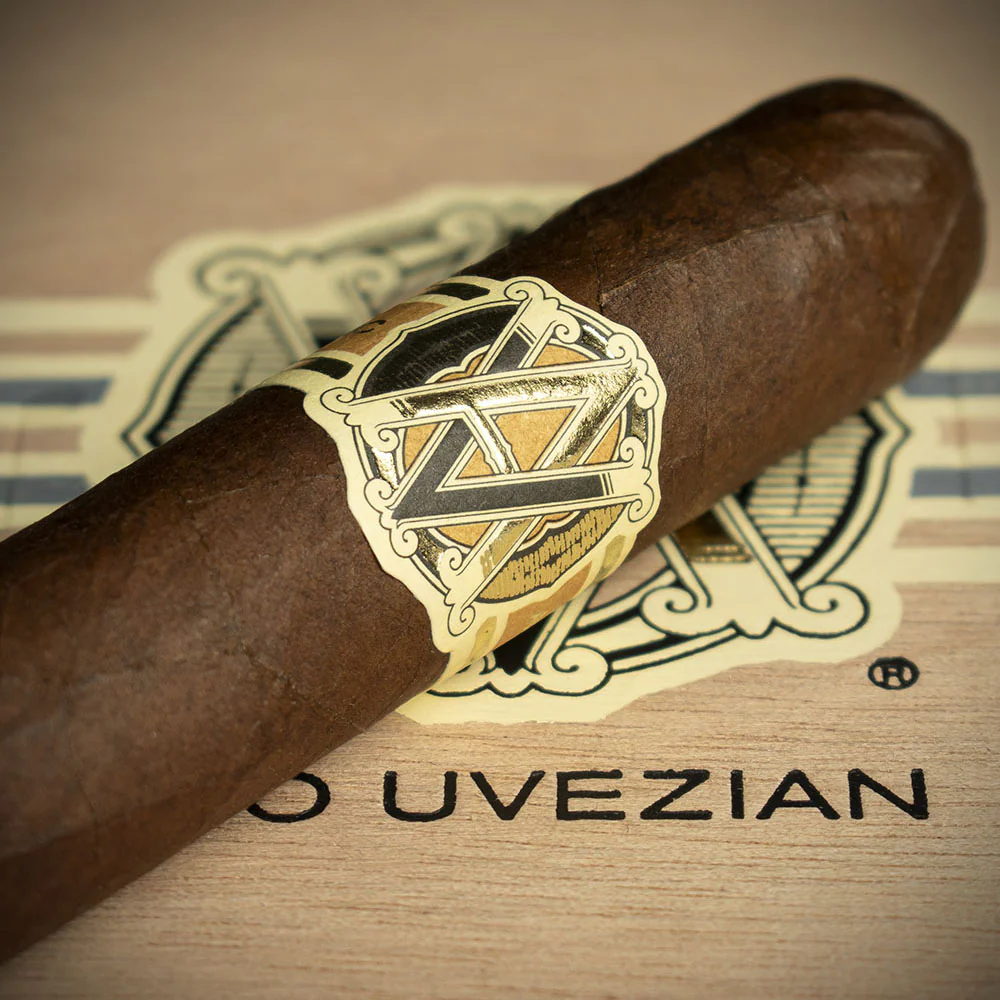 AVO Dominican Classic Robusto Cigars - Box of 20 - Image 3