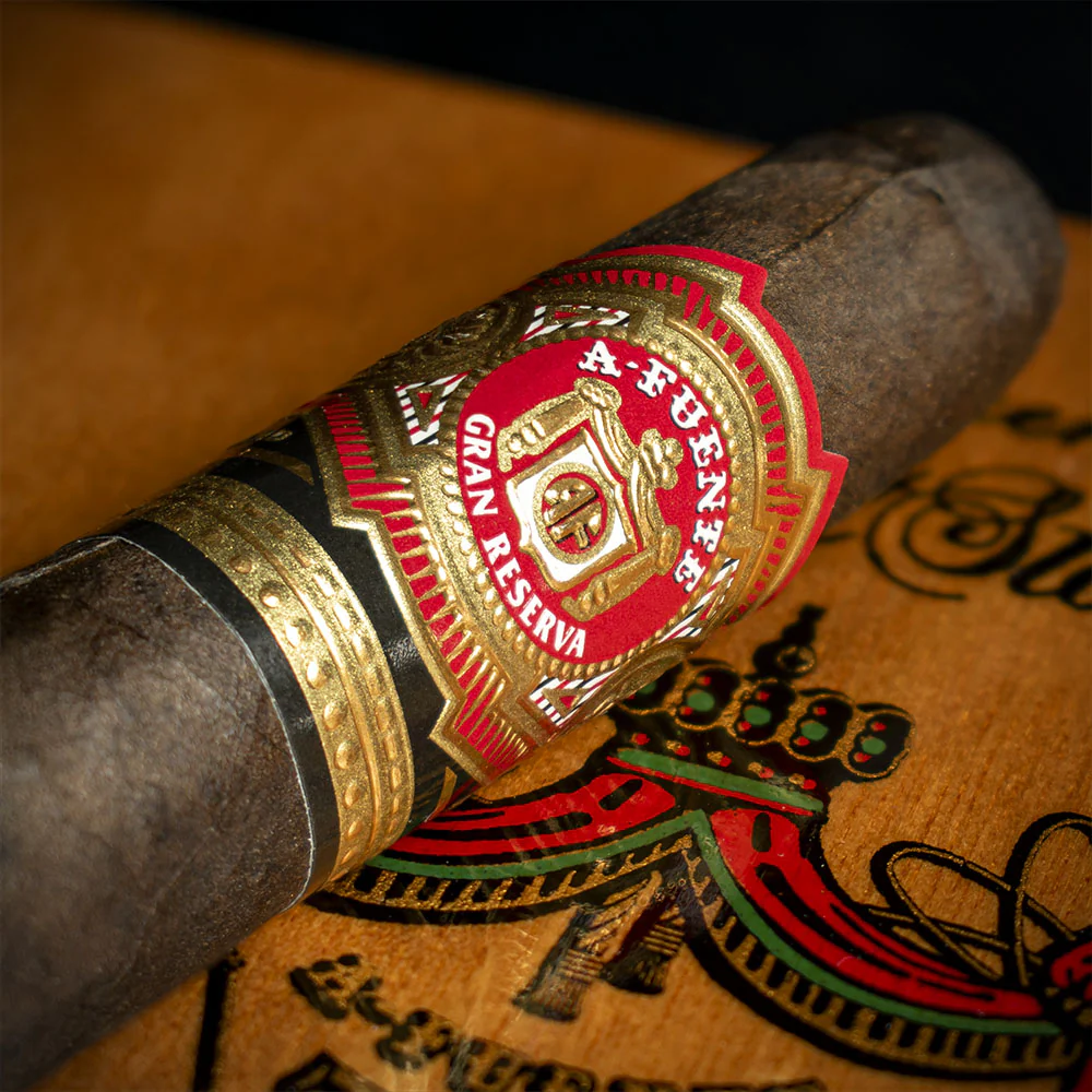 Arturo Fuente Hemingway Short Story Maduro Cigars - Box of 25 - Image 3