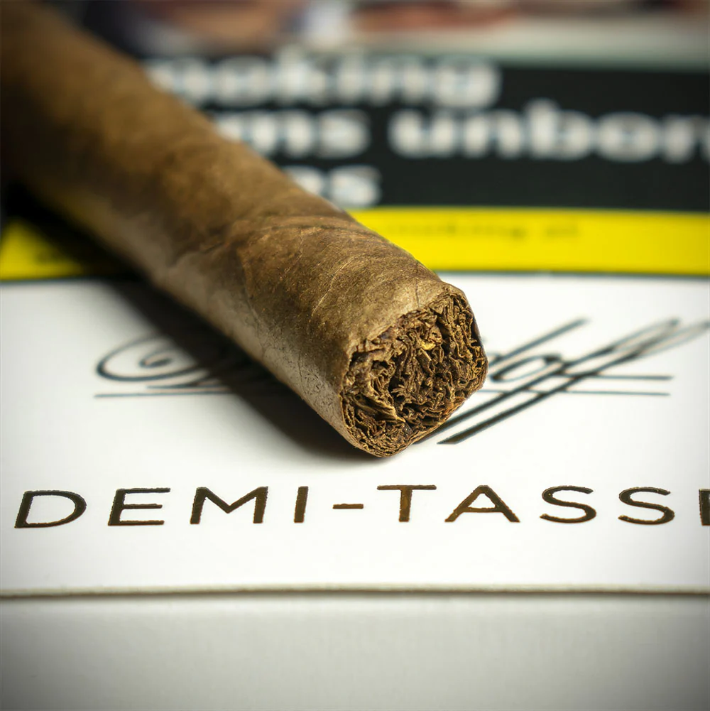 Davidoff Demi Tasse Cigars - Pack of 10 - Image 5