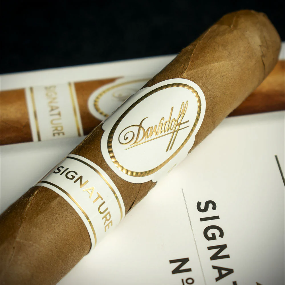 Davidoff Signature No. 2 Cigars - Pack of 5 - Image 3