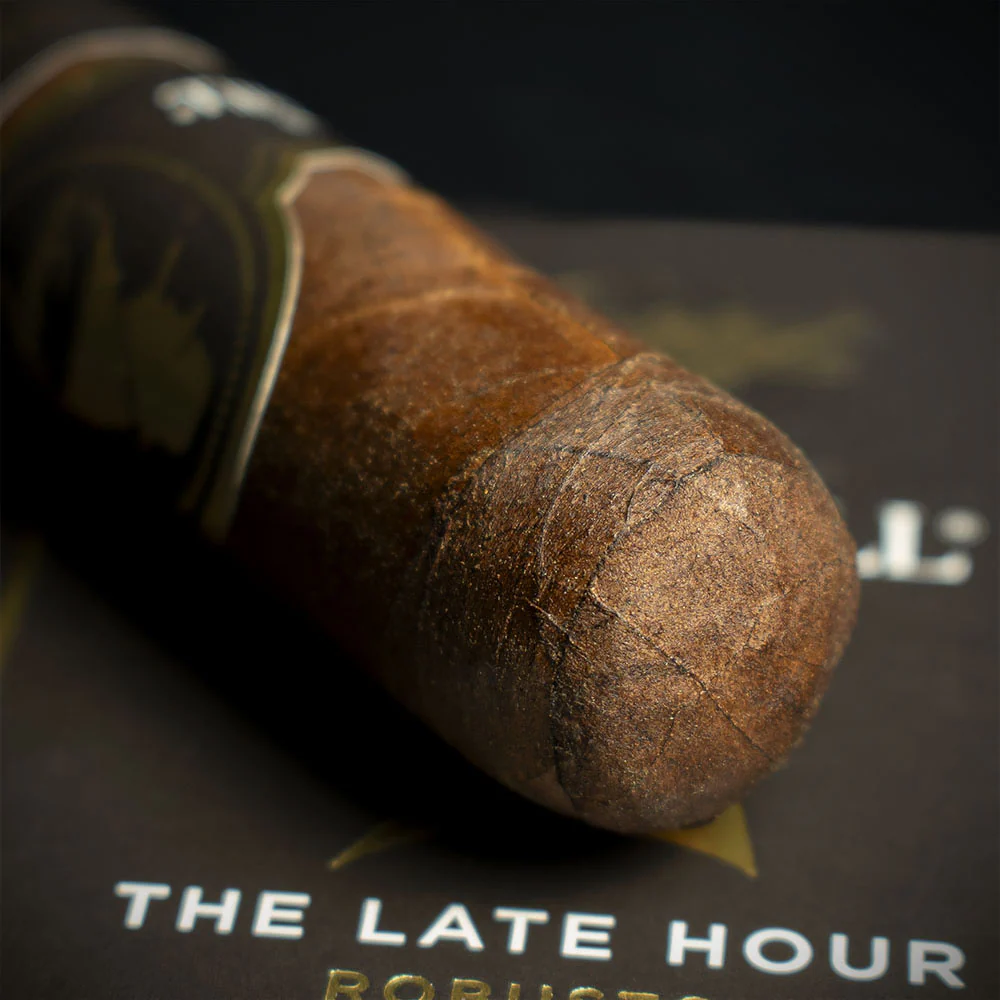 Davidoff Winston Churchill The Late Hour Robusto Cigars - Pack of 4 - Image 4