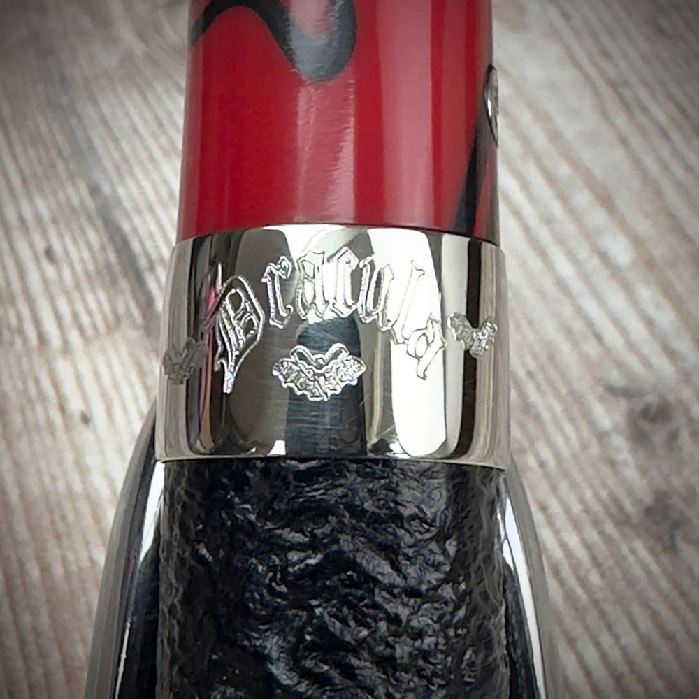Peterson of Dublin Dracula Sandblasted Briar Smoking Pipe - Shape No.606 - Image 4
