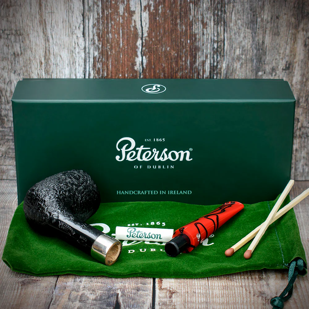 Peterson of Dublin Dracula Sandblasted Briar Smoking Pipe - Shape No.X105 - Image 3