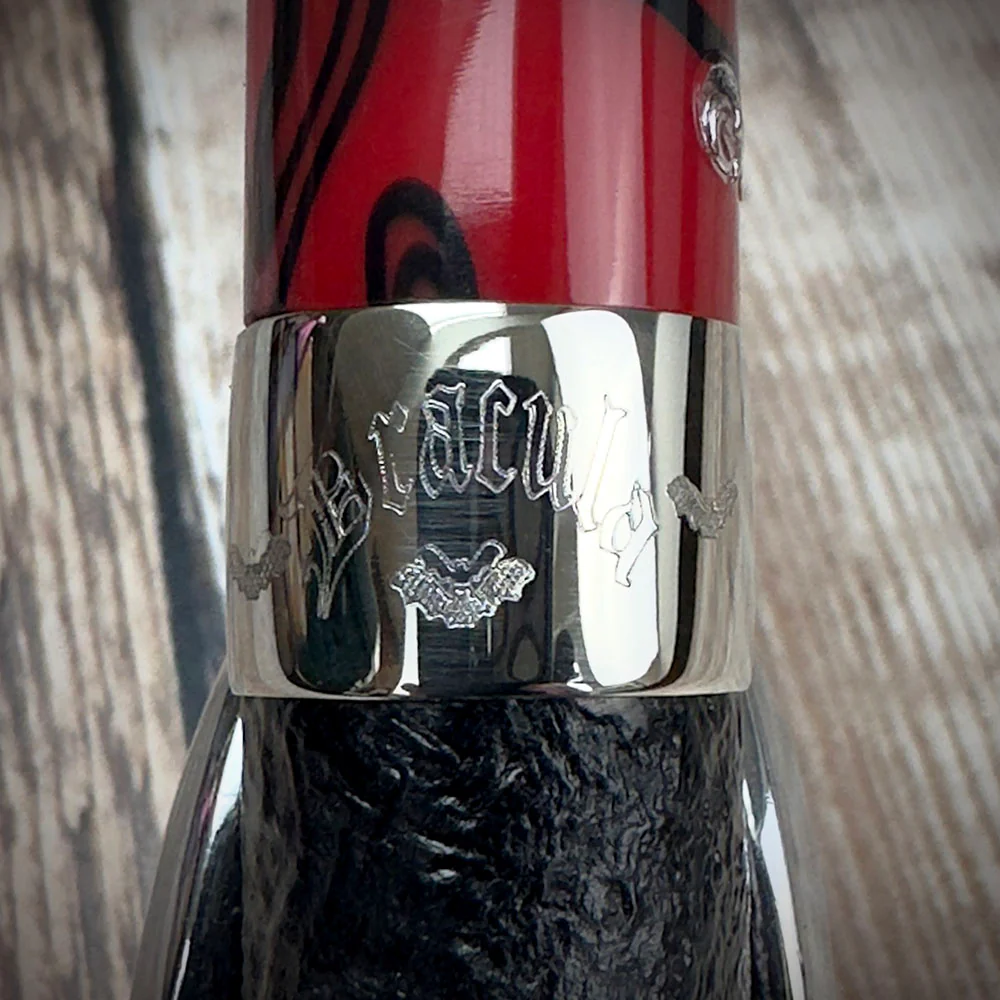 Peterson of Dublin Dracula Sandblasted Briar Smoking Pipe - Shape No.X105 - Image 4