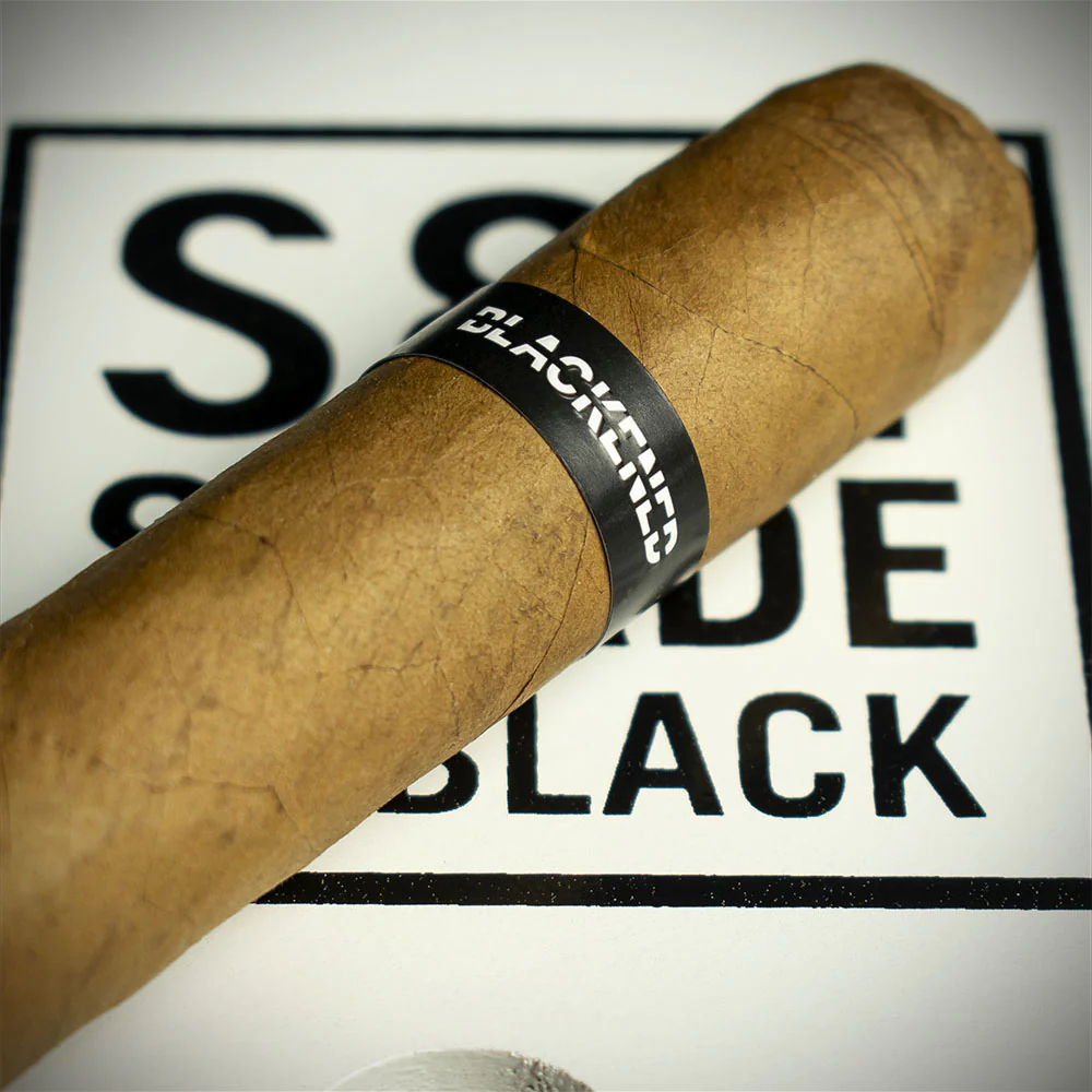 Drew Estate Blackened S84 Shade To Black Robusto Cigar - Single - Image 4