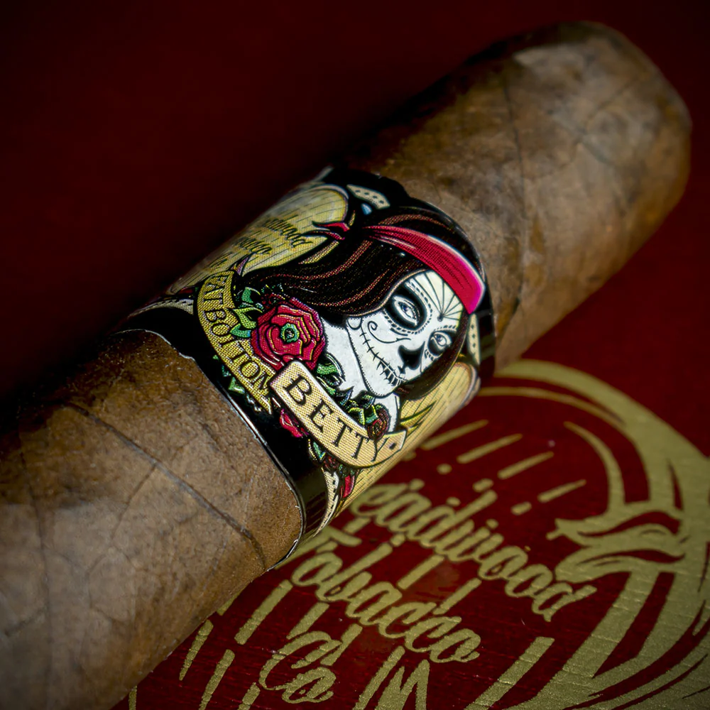 Drew Estate Deadwood Fat Bottom Betty Robusto Cigar - Single - Image 4