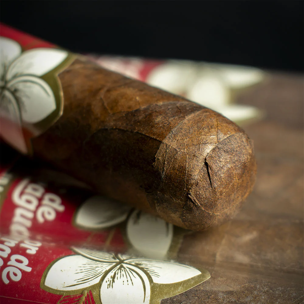 Flor de Nicaragua Colorado Toro Cigars - Bundle of 20 - Image 4