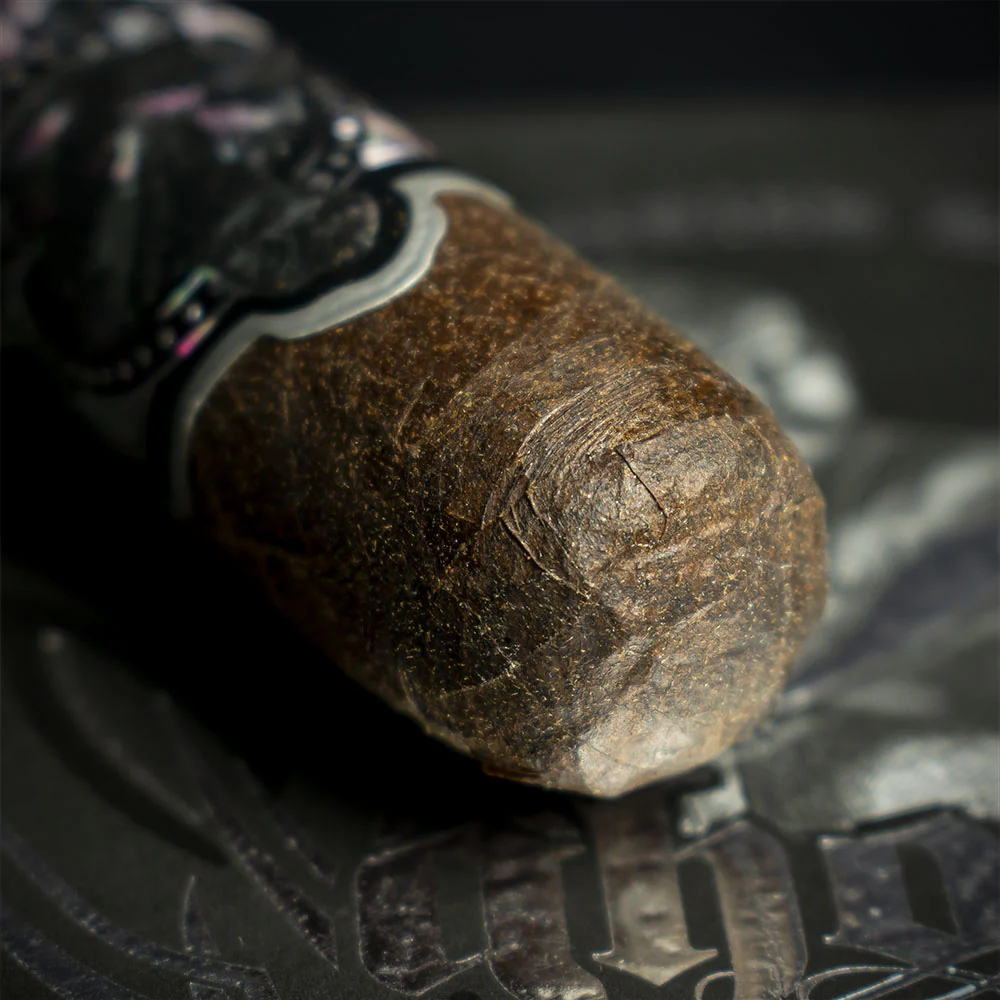 Gurkha Ghost Silver Shadow Robusto Cigar - Single - Image 5