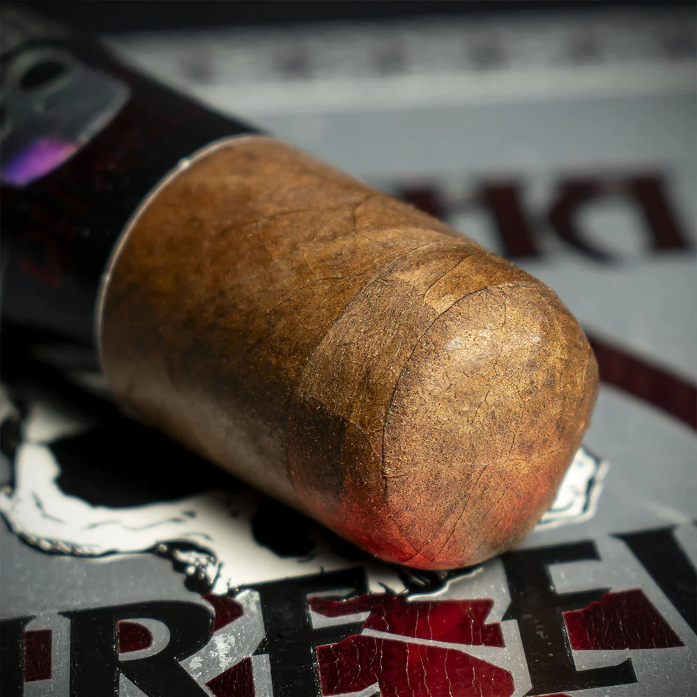 Gurkha Pure Evil Robusto Cigar - Single - Image 5
