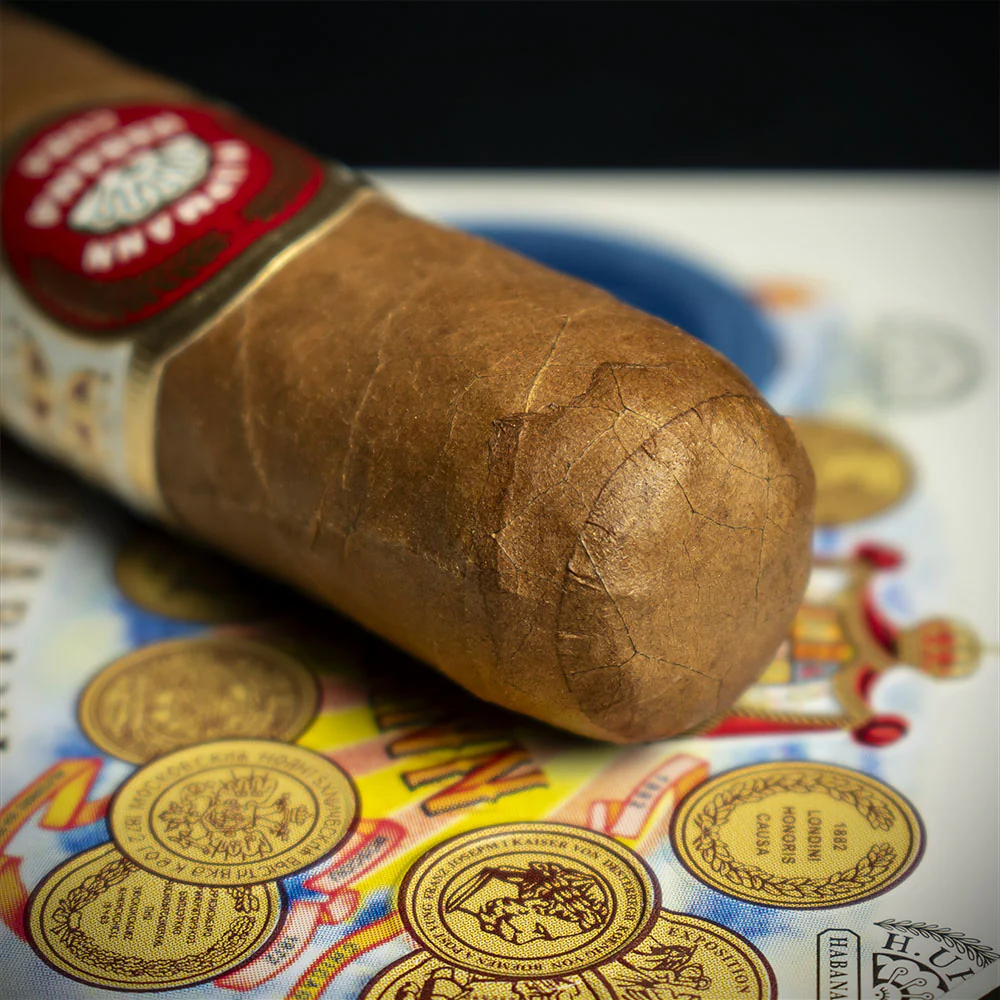 H. Upmann Half Corona Cuban Cigars - Tin of 5 - Image 4