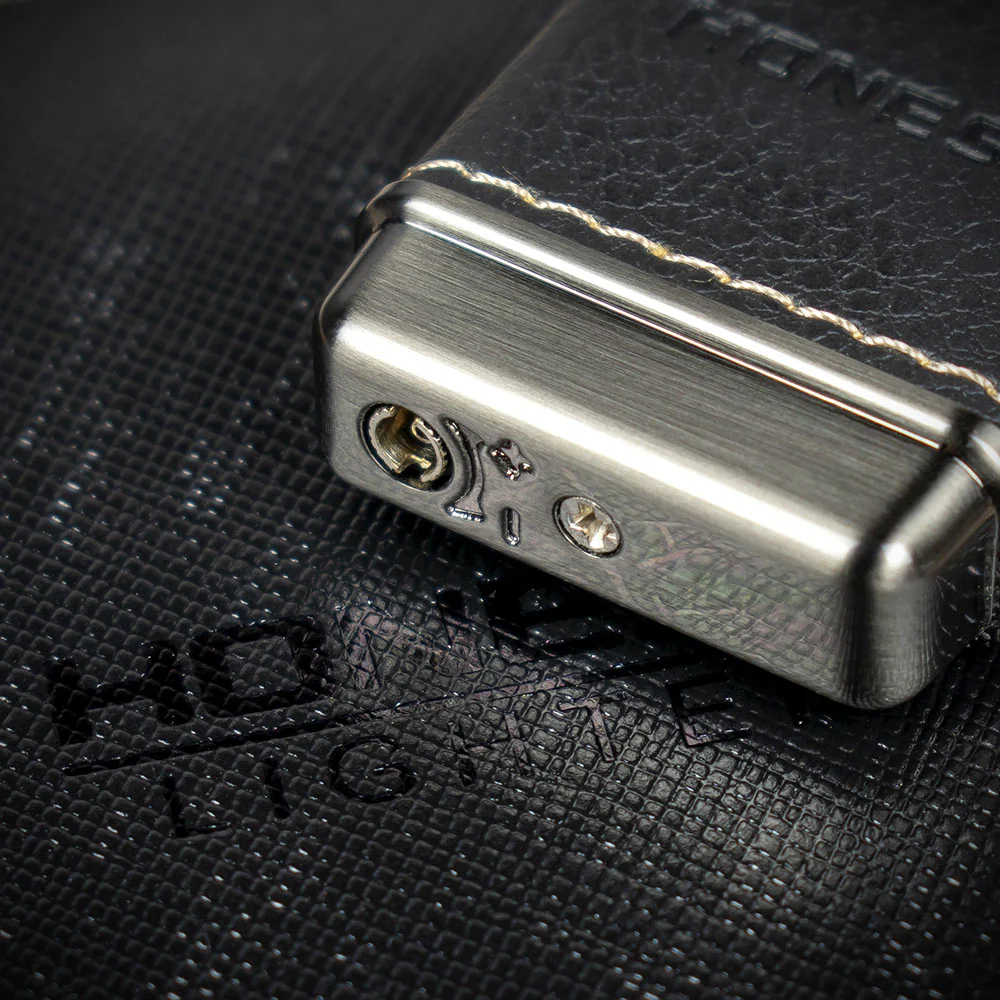 Honest Boyd Pipe Lighter - Titanium/Black - Image 4