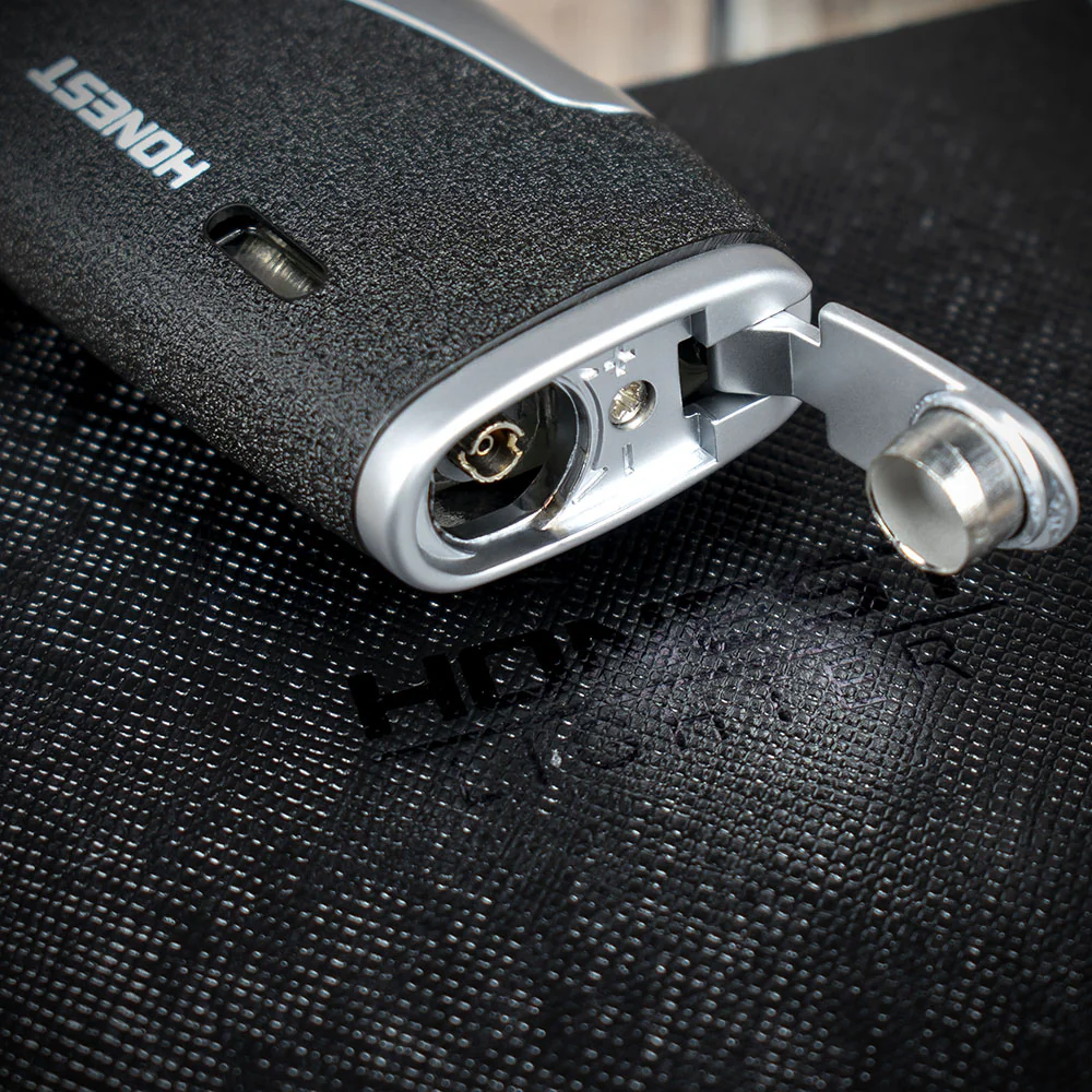 Honest Neath Cigar Lighter - Black/Chrome - Image 3