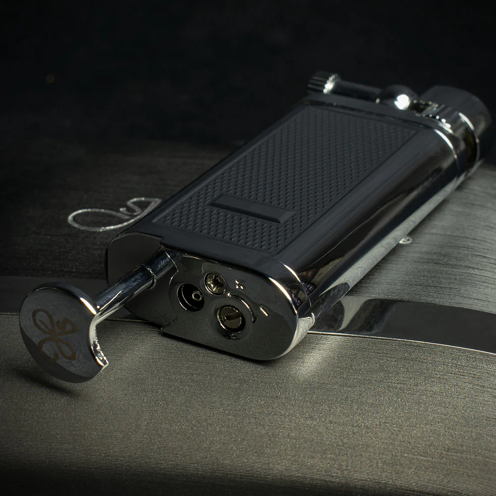 Jean Claude Oldie Pipe lighter - Chrome Diamond Cut - Image 3