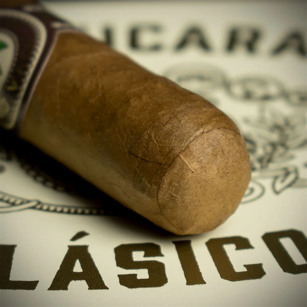 Joya de Nicaragua Clasico Seleccion B Corona Cigar - Single - Image 5