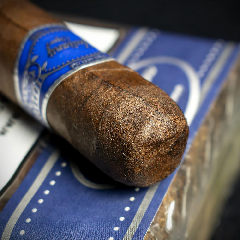 Juliany Blue Label Robusto Cigars - Bundle of 10 - Image 4