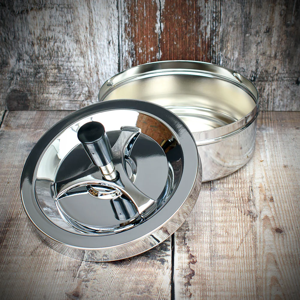 Large Spinner Ashtray - Polished Chrome - 14cm - Image 2