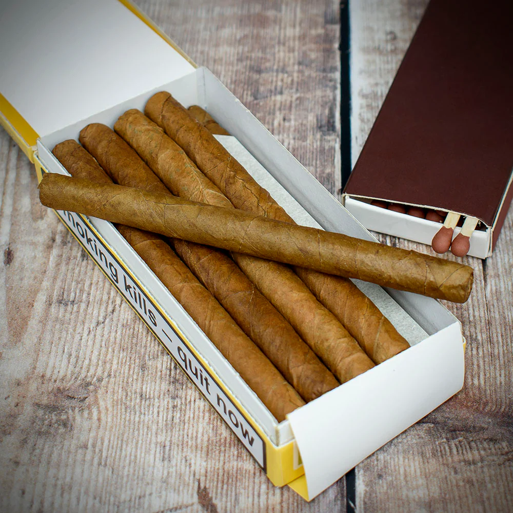 Montecristo Club Cuban Cigars - 10 Pack - Image 2