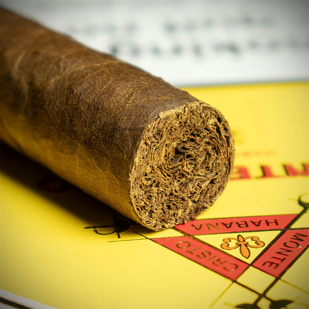 Montecristo No.4 Cuban Cigars - 5 Pack - Image 5