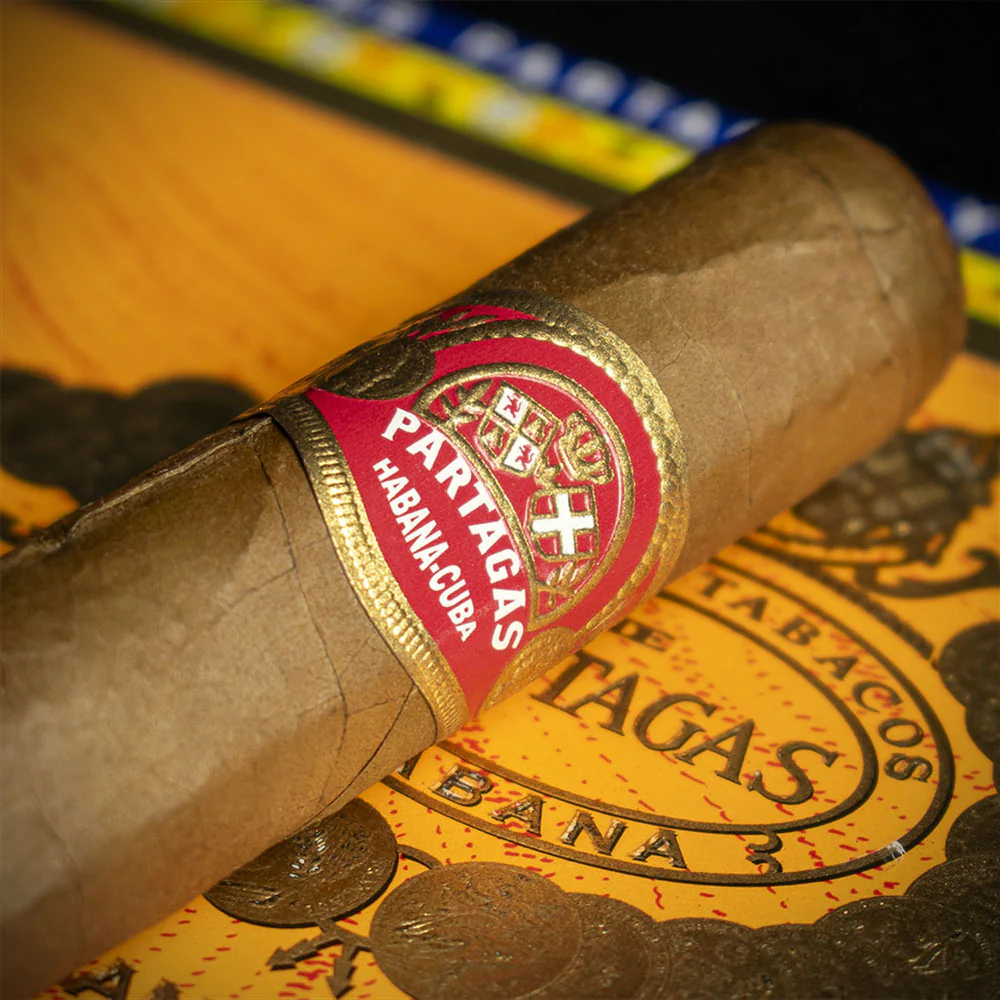 Partagas Shorts Cuban Cigars - Box of 25 - Image 3