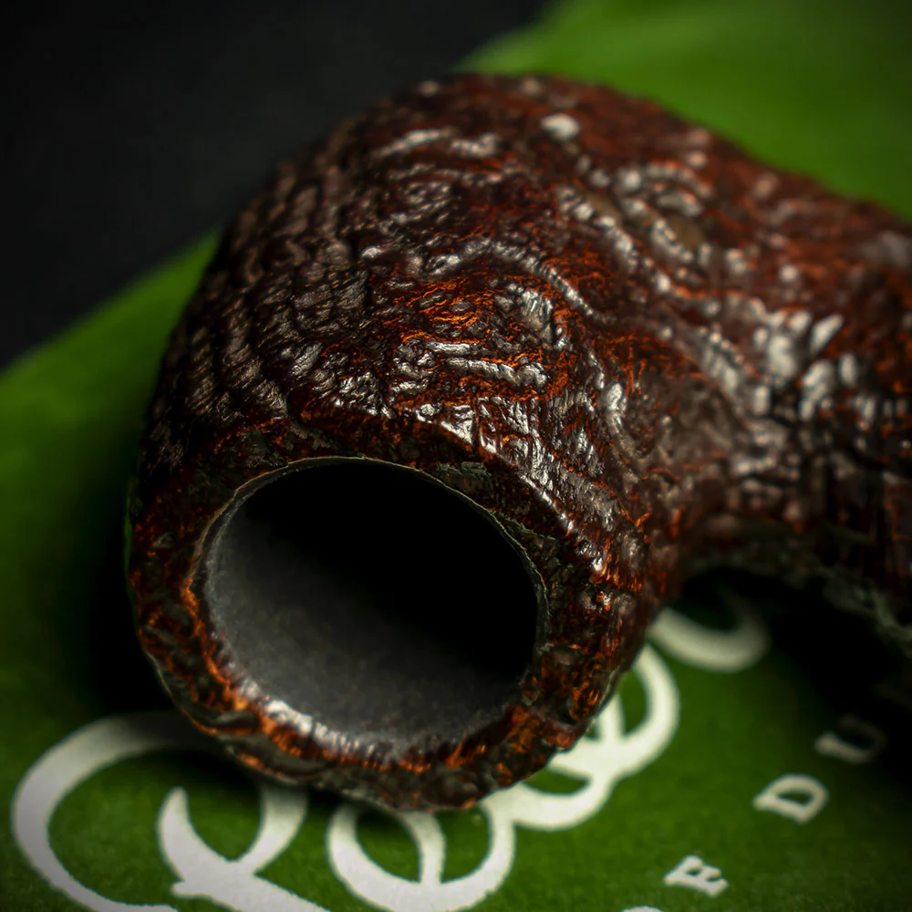 Peterson of Dublin St. Patrick's Day 2026 Sandblast Briar Pipe - Shape X220 - Image 5
