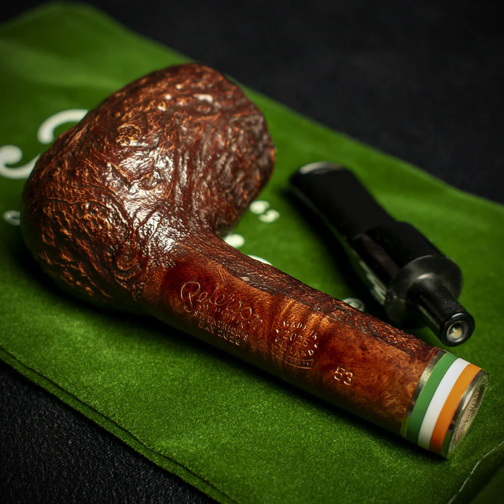 Peterson of Dublin St. Patrick's Day 2026 Sandblast Briar Pipe - Shape 53 - Image 4