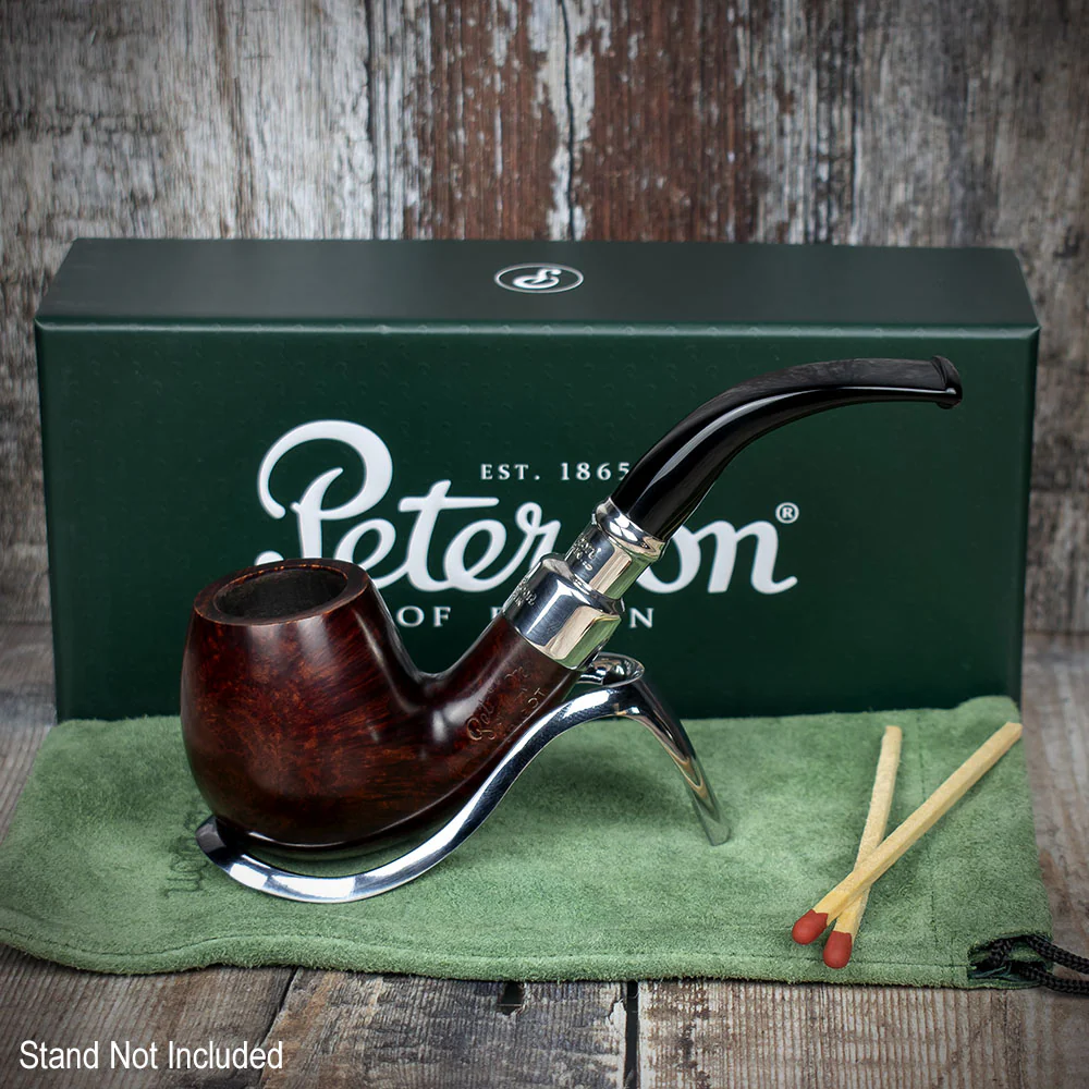Peterson Walnut Spigot Briar Pipe - 68