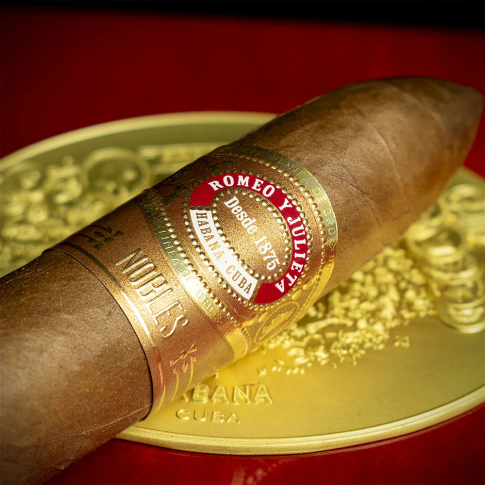Romeo y Julieta Linea de Oro Nobles Cuban Cigar - Single - Image 4