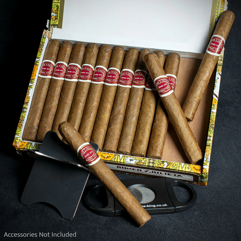 Romeo y Julieta Petit Julietas Cuban Cigar - Single - Image 3