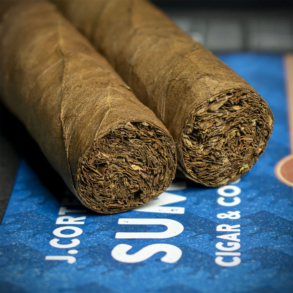J. Cortes Sumatra Tubed Cigars & Hine Cigar Reserve Cognac 5cl Miniature - Sample Bag - Image 5