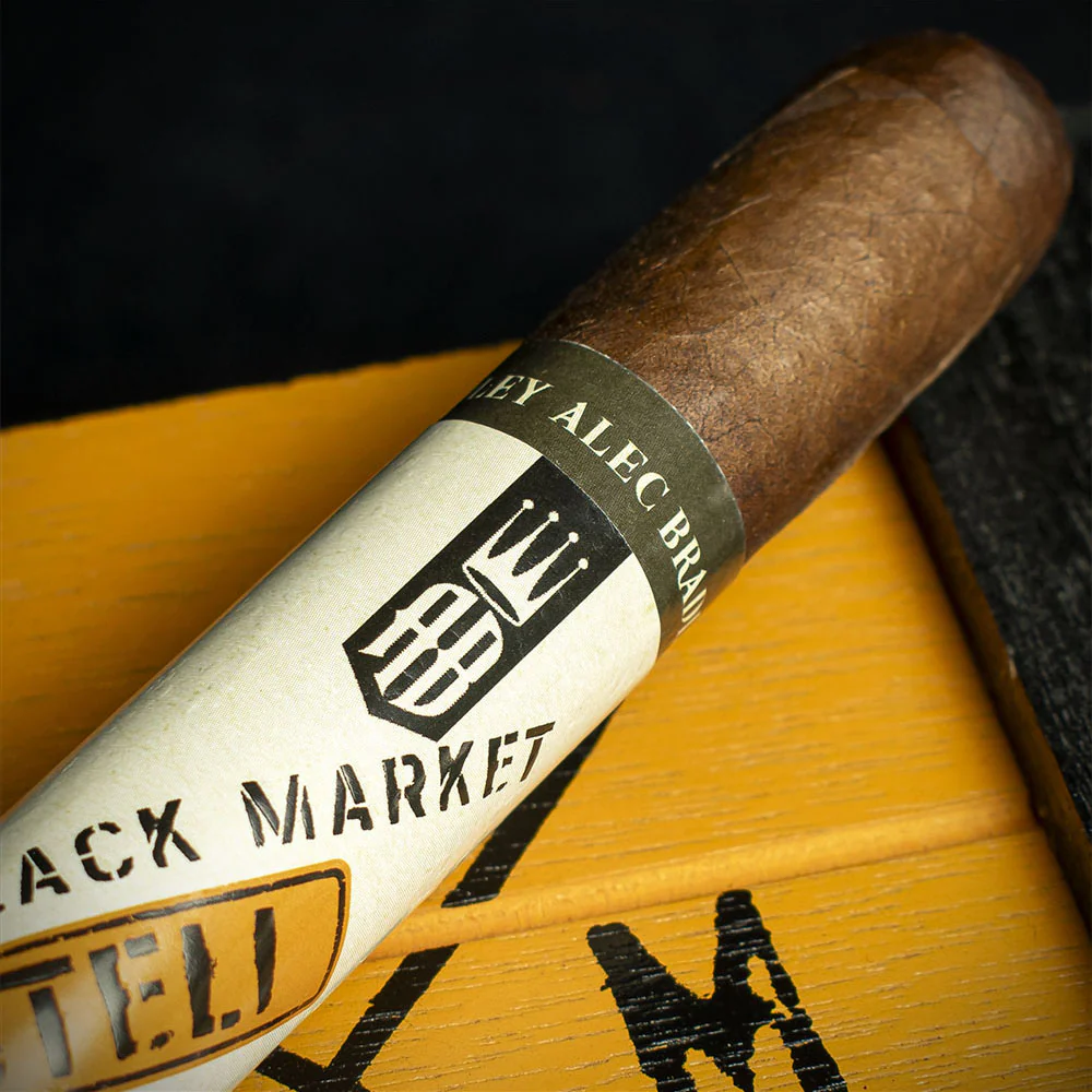 Alec Bradley Black Market Esteli Nicaragua Robusto Cigar - single - Image 4