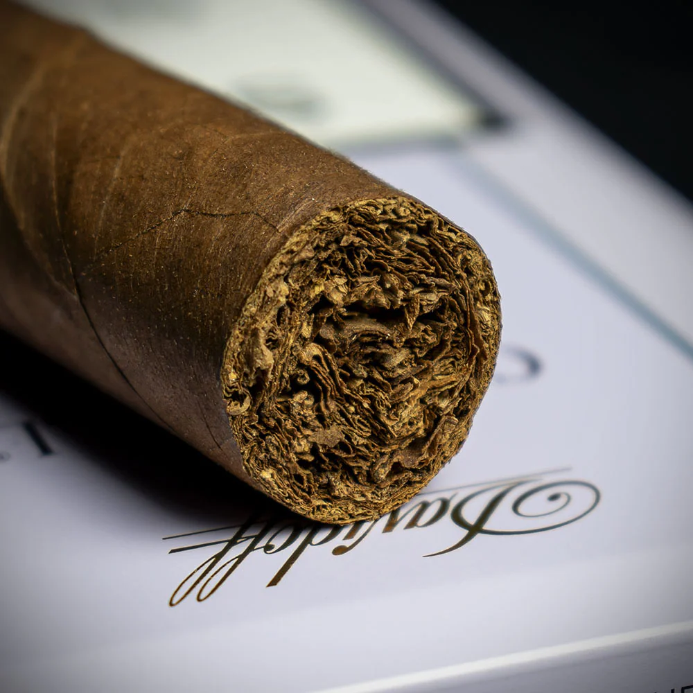 Davidoff Winston Churchill The Traveller Belicoso Cigar - Single - Image 6