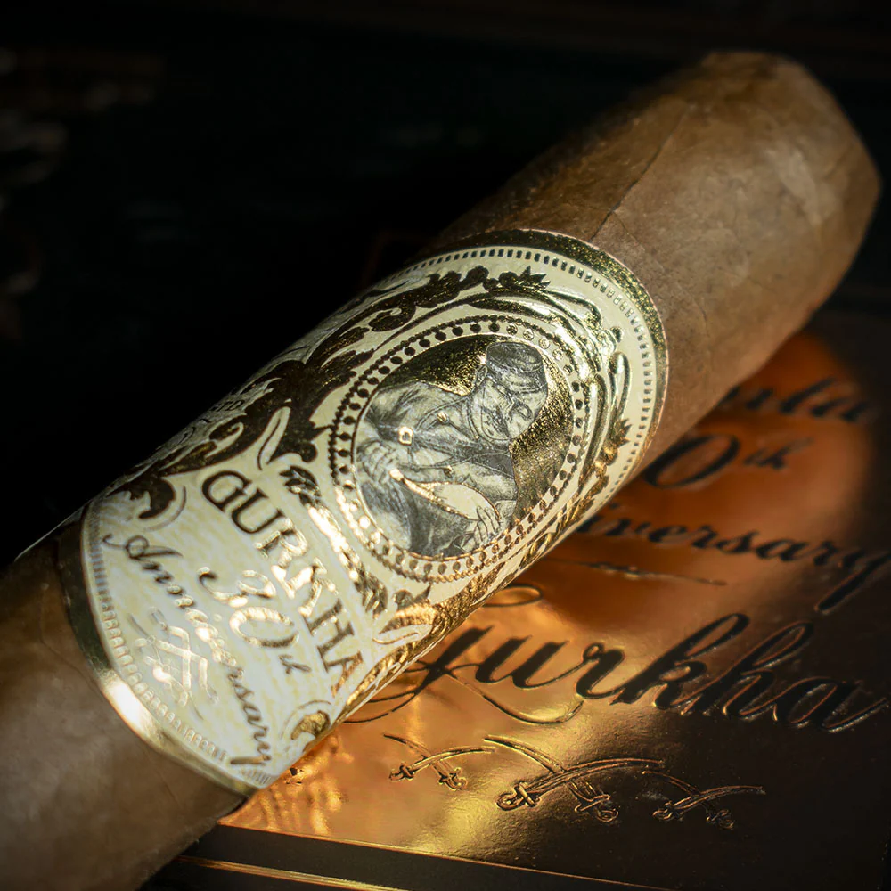 Gurkha Treinta 30th Anniversary Robusto Cigar - Single - Image 4