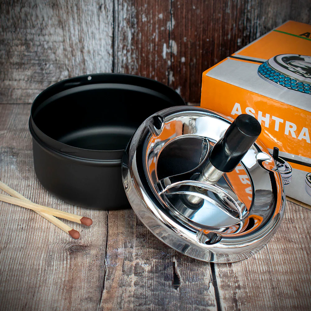 Smoke-King Spinner Ashtray Chrome and Black - 9cm - Image 2
