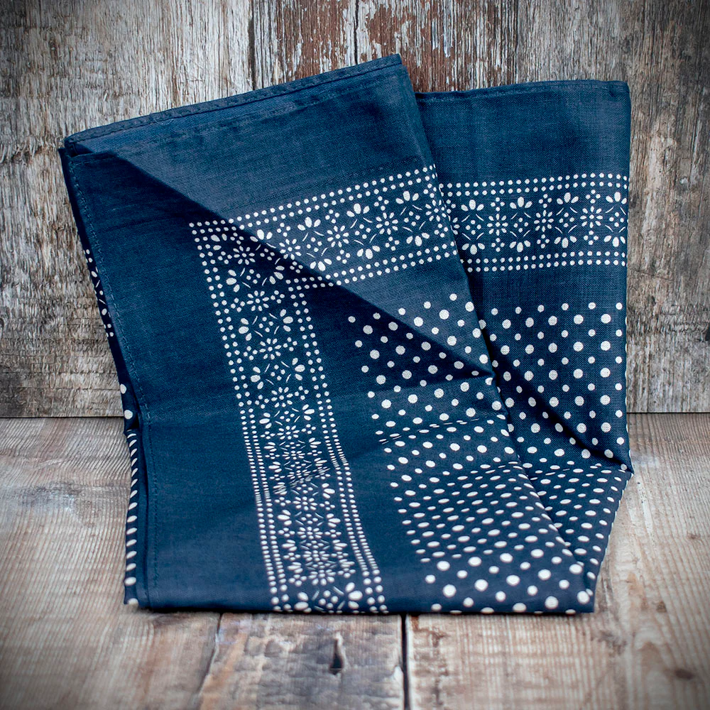Snuff Handkerchief - Blue Patterned Border & Polka Dots