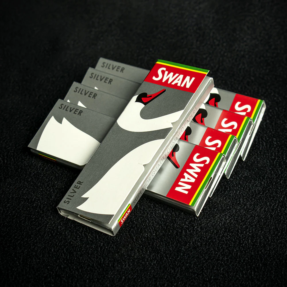 Swan Rolling Papers Regular Silver - Box of 50 - Image 4
